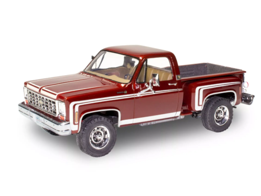 1/24 - 1976 Chevy Sport Stepside Pickup 4x4 - Revell - Image 2