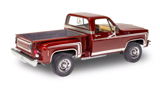 1/24 - 1976 Chevy Sport Stepside Pickup 4x4 - Revell - Image 3