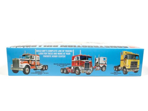 AMT Construction Bulldozer 1:25 Scale Model Kit - Image 2