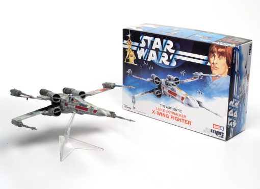 MPC STAR WARS: A NEW HOPE X-WING FIGHTER (SNAP) 1:63 SCALE MODEL KIT - Image 7