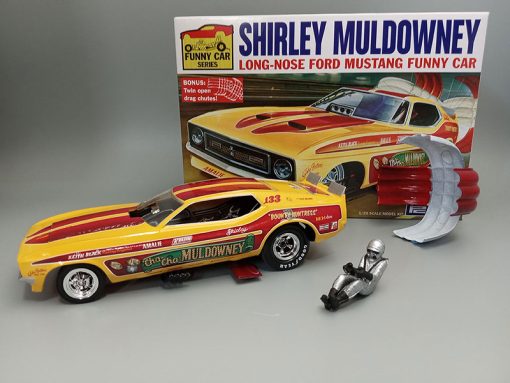 MPC Shirley Muldowney Long Nose Ford Mustang FC 1:25 Scale Model Kit - Image 6