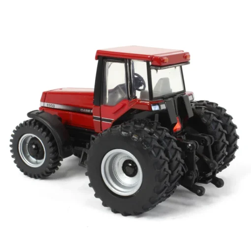 1/64 Case IH 8950 Magnum with Rear Duals - Prestige Collection - Image 5