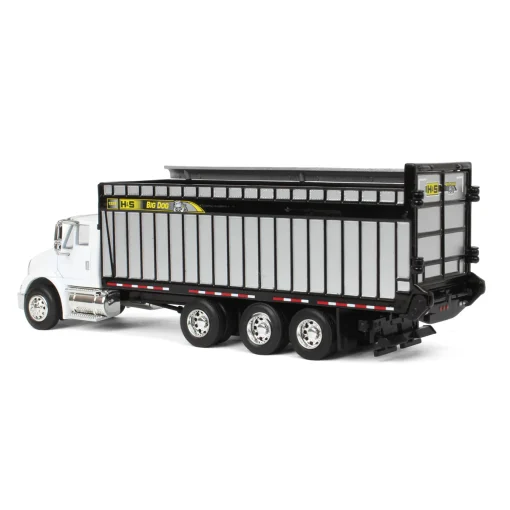 1/64 White International 8600 with H&S Big Dog 1226 Forage Box - Image 4