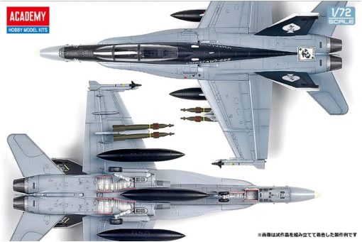 1/72 F/A-18D Hornet "U.S. Marine Corps" Model Kit - Image 3