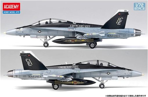 1/72 F/A-18D Hornet "U.S. Marine Corps" Model Kit - Image 6