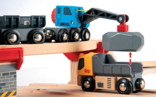 BRIO World - Rail & Road Loading Set | Train Set for Kids Aged 3+ - Image 7