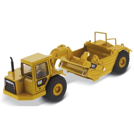 1:64 Cat® Wheel Tractor 611 Scraper, Metal Construction Series - Image 3