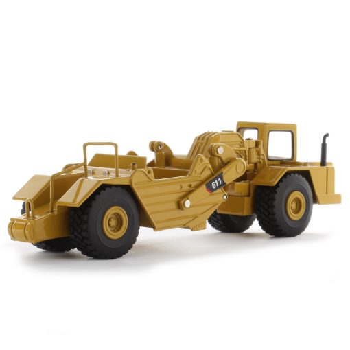 1:64 Cat® Wheel Tractor 611 Scraper, Metal Construction Series - Image 8