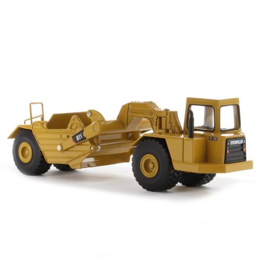 1:64 Cat® Wheel Tractor 611 Scraper, Metal Construction Series - Image 6