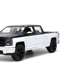 Jada 1/24 "Just Trucks" with Rack - 2014 Chevy Silverado