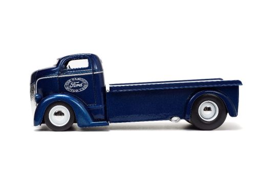 Jada 1/24 "Just Trucks" with Rack -1947 Ford COE Flatbed - Image 6