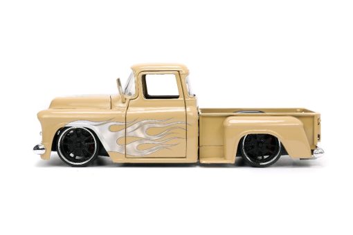 Jada 1/24 "Just Trucks" with Rack 1955 Chevy Stepside - Image 3