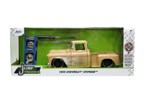 Jada 1/24 "Just Trucks" with Rack 1955 Chevy Stepside - Image 7
