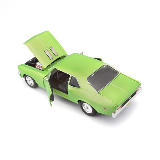 Maisto 1/24 SE 1970 Chevrolet Nova SS (Metallic Lime Green) - Image 3