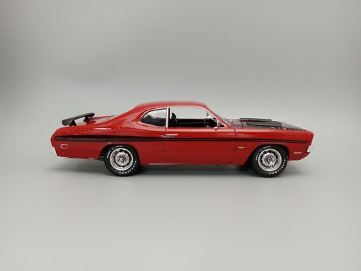 MPC 1971 Dodge Demon 1:25 Scale Model Kit - Image 7