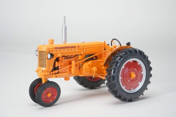 Spec Cast 1/16 Minneapolis Moline U Narrow Front Tractor SCT922