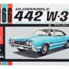 Skill 2 Model Kit 1966 Oldsmobile 442 W-30 Hardtop 1/25 Scale Model by AMT