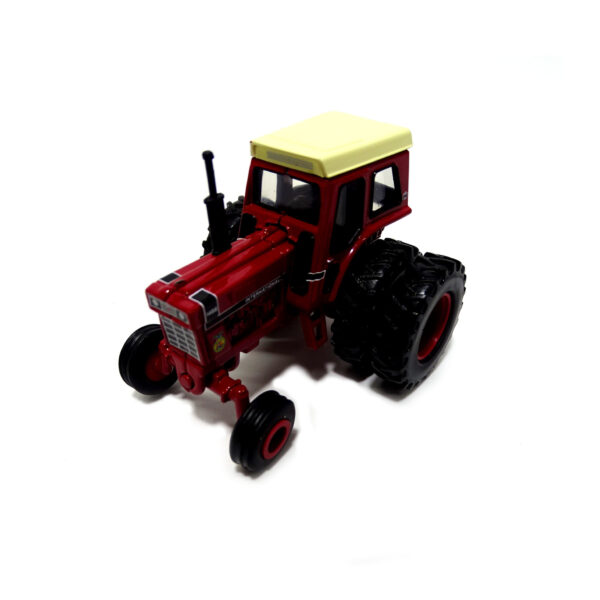1/64 International Harvester 1466 Black Stripe Wide Front with FFA Logo