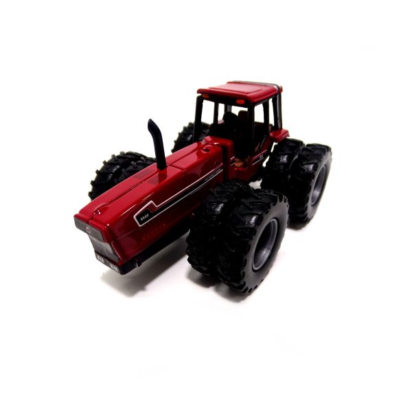 ERTL 1/64 International 6588 2+2 W/ Front & Rear Duals 44275