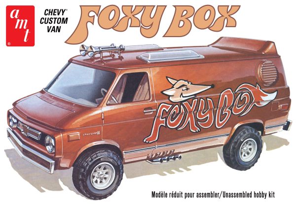 AMT 1975 CHEVY VAN “FOXY BOX” 1:25 SCALE MODEL KIT