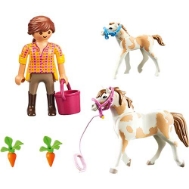 PLAYMobil 71243 World of Horses Horse with Foal