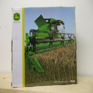 Big Farm Lights & Sounds John Deere 1:16 Scale S690 Combine with Corn and Draper Head