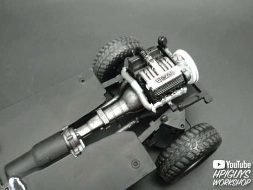 AMT 1992 TOYOTA 4X4 PICKUP 1/20 Scale - Image 14