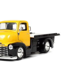 Jada 1/24 "Just Trucks" with Rack - 1952 Chevy COE Flatbed