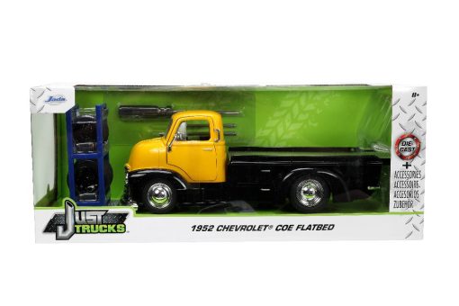 Jada 1/24 "Just Trucks" with Rack - 1952 Chevy COE Flatbed - Image 4