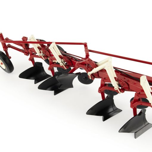 1/16 International Harvester 986 with Cab & 720 Plow, ERTL Precision Heritage Series - Image 4