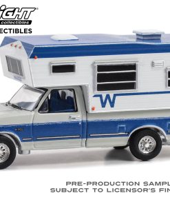 1/64 1992 Ford F-250 Long Bed with Winnebago Slide-In Camper - Medium Silver Metallic and Bright Regatta Blue Metallic (Hobby Exclusive) - Greenlight Collectibles