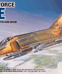1/144 F-4E - Academy