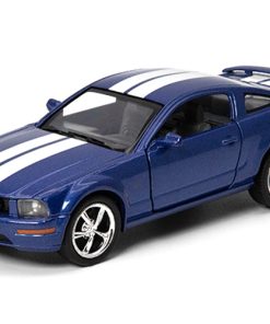 2006 Ford Mustang GT w/ racing stripe
