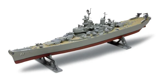 Revell 1:700 Battleship Bismarck