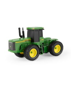 1/64 John Deere 4WD Tractor