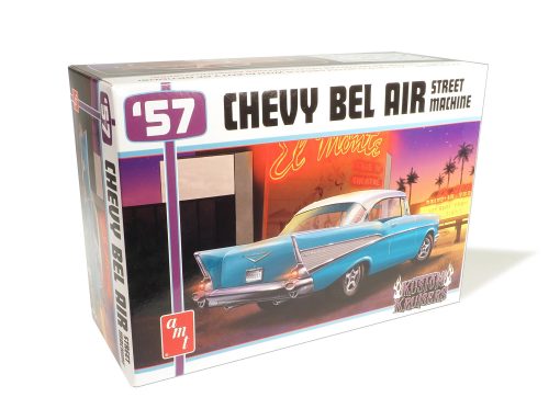 AMT 1957 Chevy Bel Air Street Machine 1:25 Scale Model Kit - Image 2