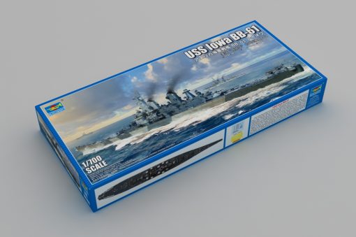 Trumpeter 1:700 U.S.S Iowa BB-61 - Image 2