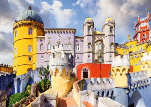 Beautiful Castles - Palacio Nacional da Pena, Portugal - 1000 Pieces Puzzle - Image 2