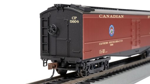 50' Wood Express Reefer - Ready to Run - Canadian Pacific #5604 (maroon, black) - Image 4