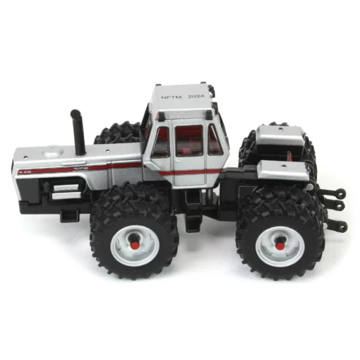 1/64 - White 4-210 4WD with Duals, 2024 National Farm Toy Museum - Ertl - Image 5