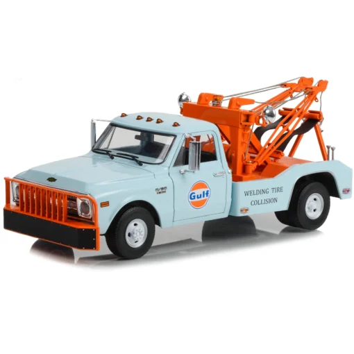 1/18 - 1969 Chevrolet C-30 Dually Wrecker Tow Truck - Gulf Oil - Greenlight - Image 2