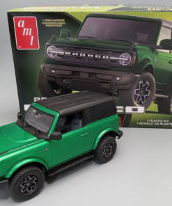 Alternative view of 1/25 - 2023 Ford Bronco - Outer Banks - AMT
